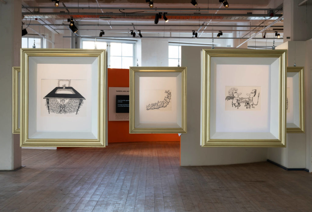 Tre konstverk från EWK-galleriet.